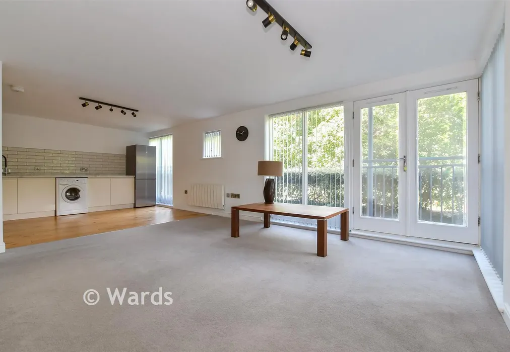 Lounge - Bingley Court, Canterbury, Kent - Wards of Kent