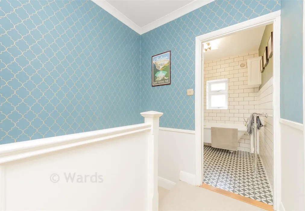 Landing - Maidstone Road, Rainham, Gillingham, Kent - Wards of Kent