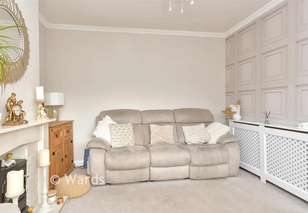 Lounge - Vernon Close, West Kingsdown, Sevenoaks, Kent - Wards of Kent