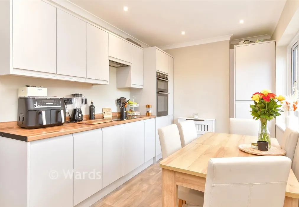 Kitchen/Diner - Vernon Close, West Kingsdown, Sevenoaks, Kent - Wards of Kent