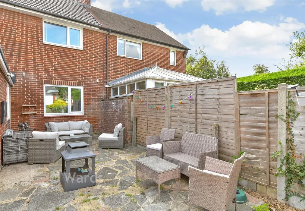 Patio / Decking - Vernon Close, West Kingsdown, Sevenoaks, Kent - Wards of Kent