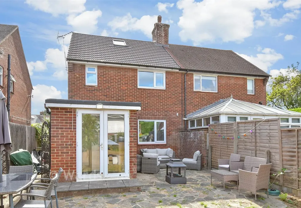 Rear Elevation - Vernon Close, West Kingsdown, Sevenoaks, Kent - Wards of Kent