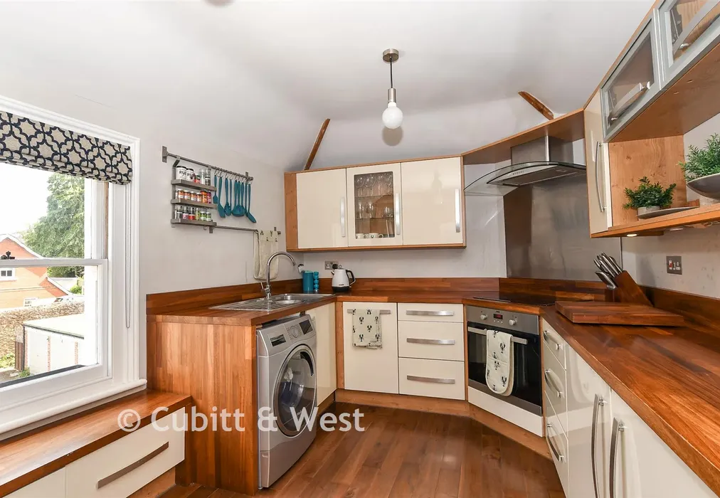 Kitchen - Guildford Road, Westcott, Dorking, Surrey - Wards of Kent