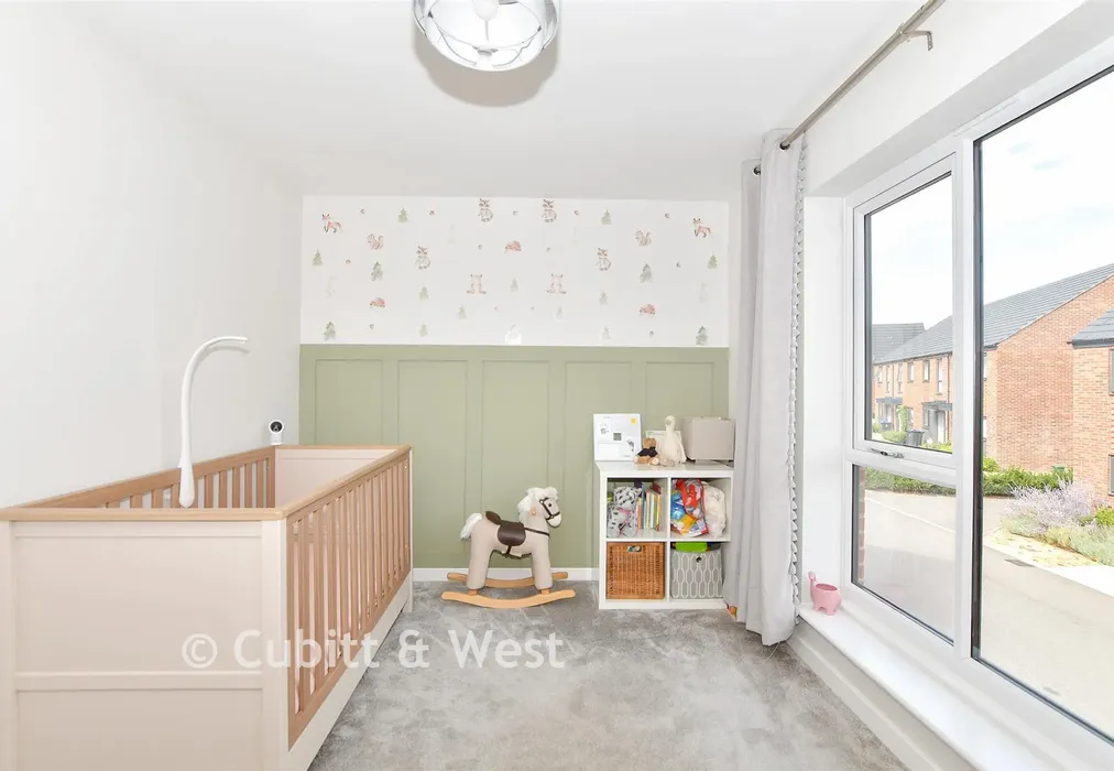 Bedroom 2 - Mountain Street, Pease Pottage, West Sussex - Wards of Kent