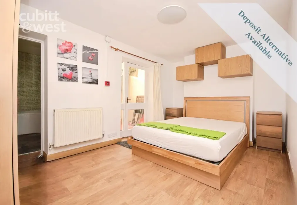 Bedroom - DEPOSIT ALTERNATIVE AVAILABLE, Sillwood Street, BN1 - Wards of Kent