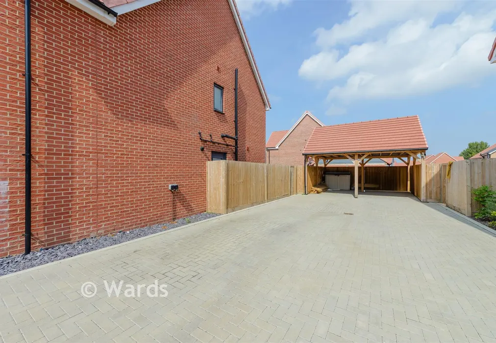 Driveway - Brick Kiln Way, Rainham, Gillingham, Kent - Wards of Kent