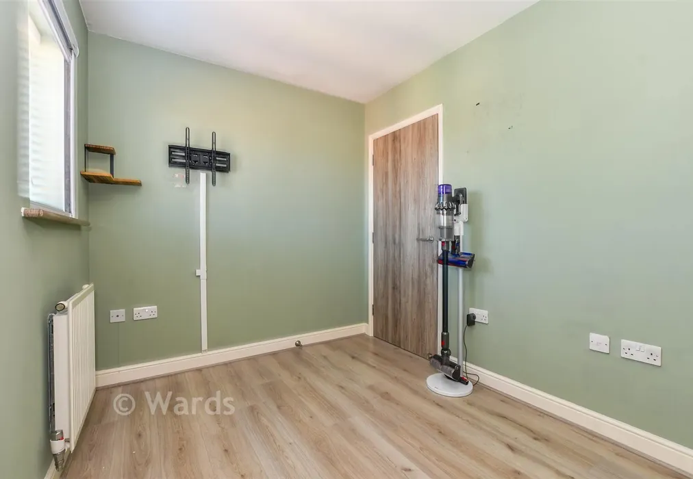 Bedroom 2 - Edward Vinson Drive, Faversham, Kent - Wards of Kent