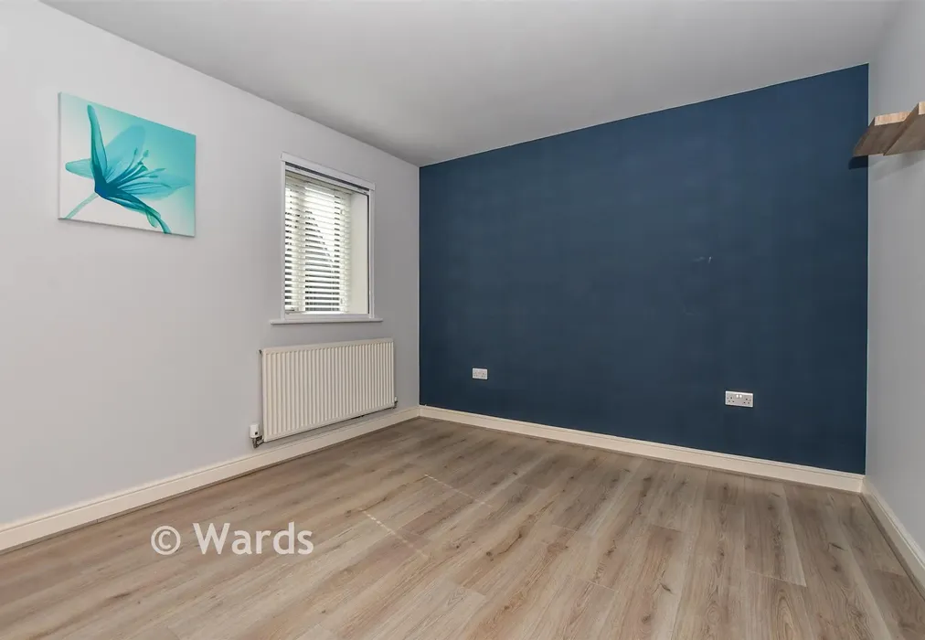 Bedroom 1 - Edward Vinson Drive, Faversham, Kent - Wards of Kent