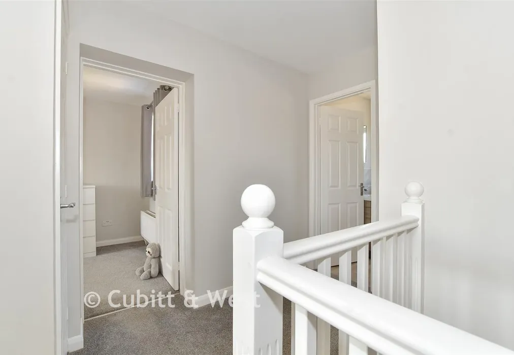 Landing - Crawley Road, Horsham, West Sussex - Wards of Kent