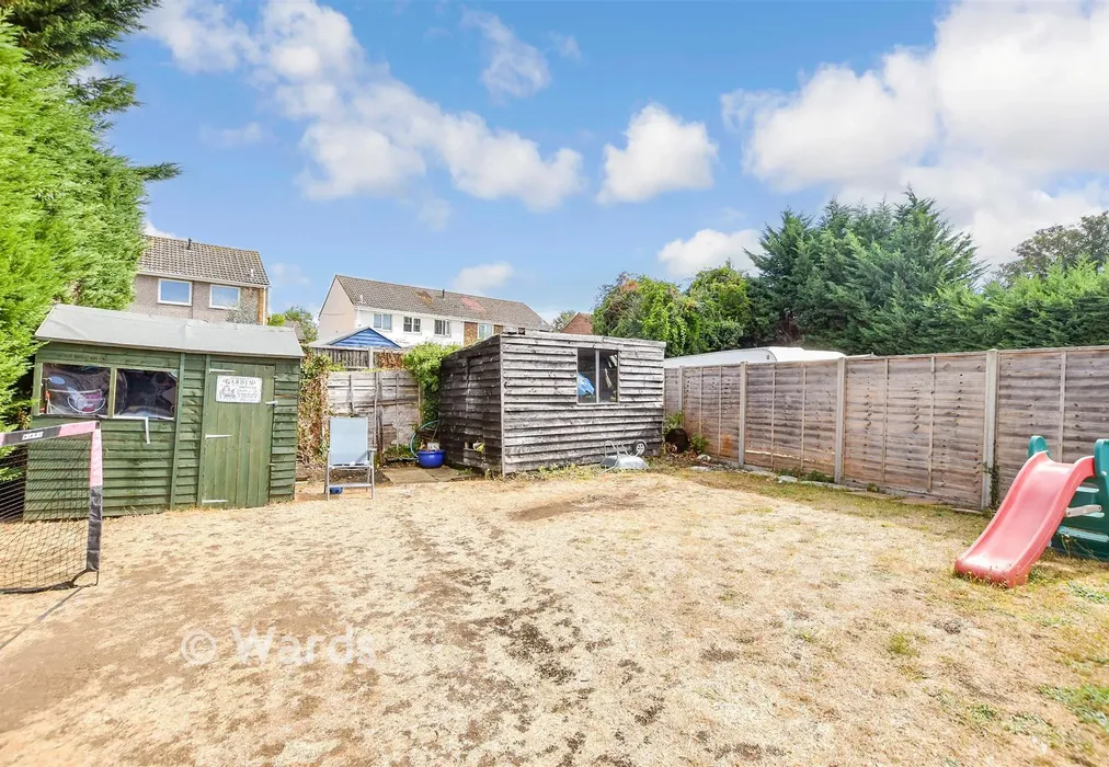 Rear Garden - Carpenters Lane, Hadlow, Tonbridge, Kent - Wards of Kent
