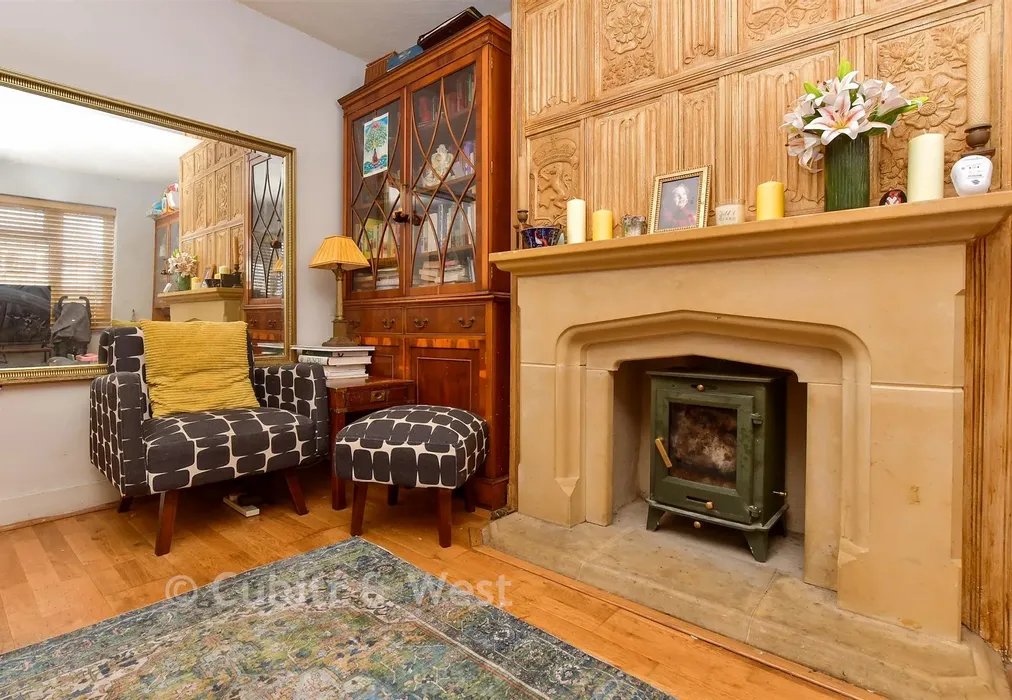 Internal Feature - Beeches Road, Sutton, Surrey - Wards of Kent