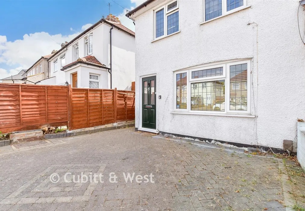 Driveway/Parking - Beeches Road, Sutton, Surrey - Wards of Kent