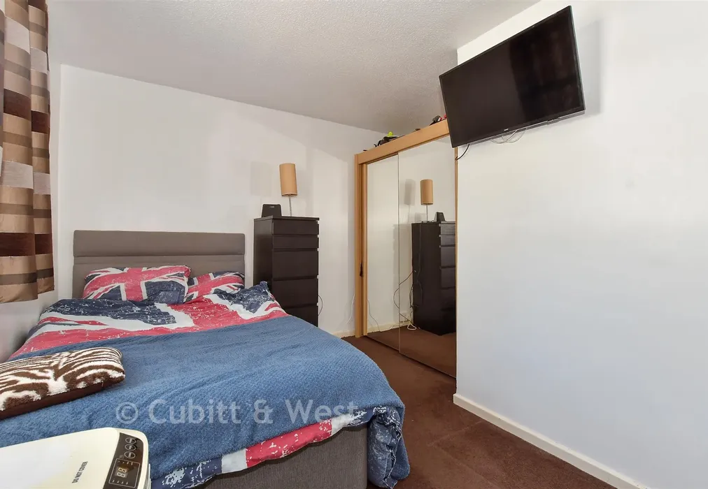 Bedroom 2 - Climping Road, Ifield, Crawley, West Sussex - Wards of Kent