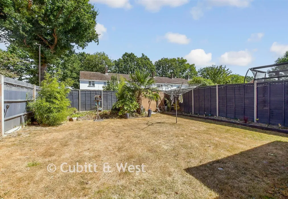 Rear Garden - Climping Road, Ifield, Crawley, West Sussex - Wards of Kent