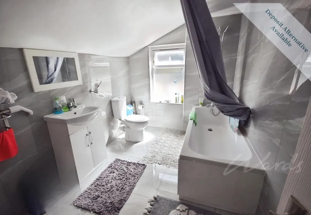 ordnance bathroom - Ordnance Street Chatham ME4 - Wards of Kent