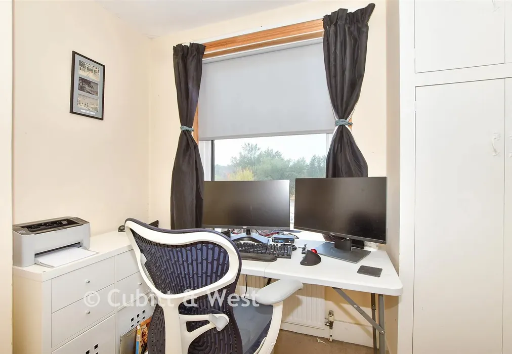 Bedroom 3 - Wivelsfield Road, Haywards Heath, West Sussex - Wards of Kent