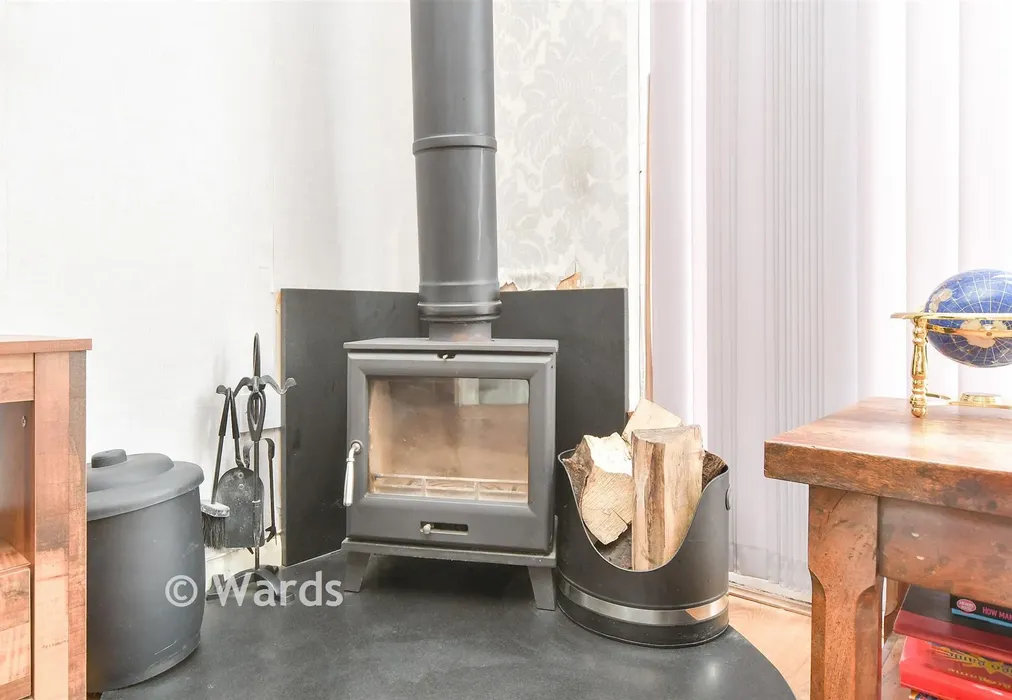 Internal Feature - Bramley Way, Eastchurch, Sheerness, Kent - Wards of Kent