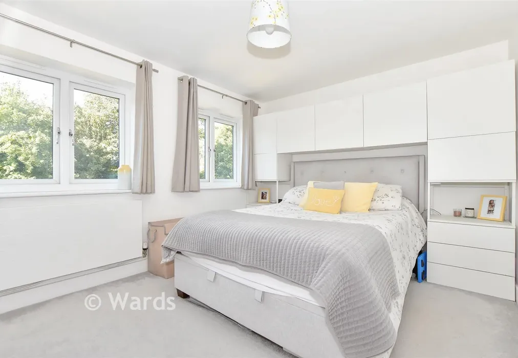 Bedroom 1 - Ruben Crescent, New Romney, Kent - Wards of Kent