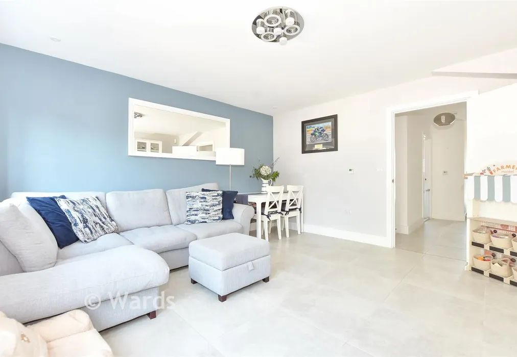 Lounge - Ruben Crescent, New Romney, Kent - Wards of Kent