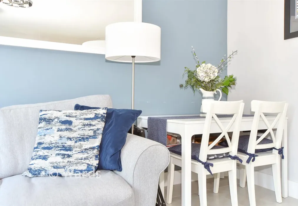 Internal Lifestyle Photograph - Ruben Crescent, New Romney, Kent - Wards of Kent