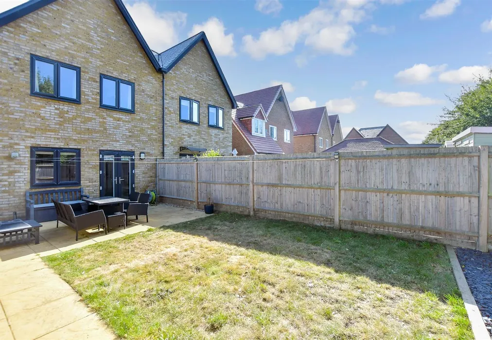Rear Garden - Ruben Crescent, New Romney, Kent - Wards of Kent