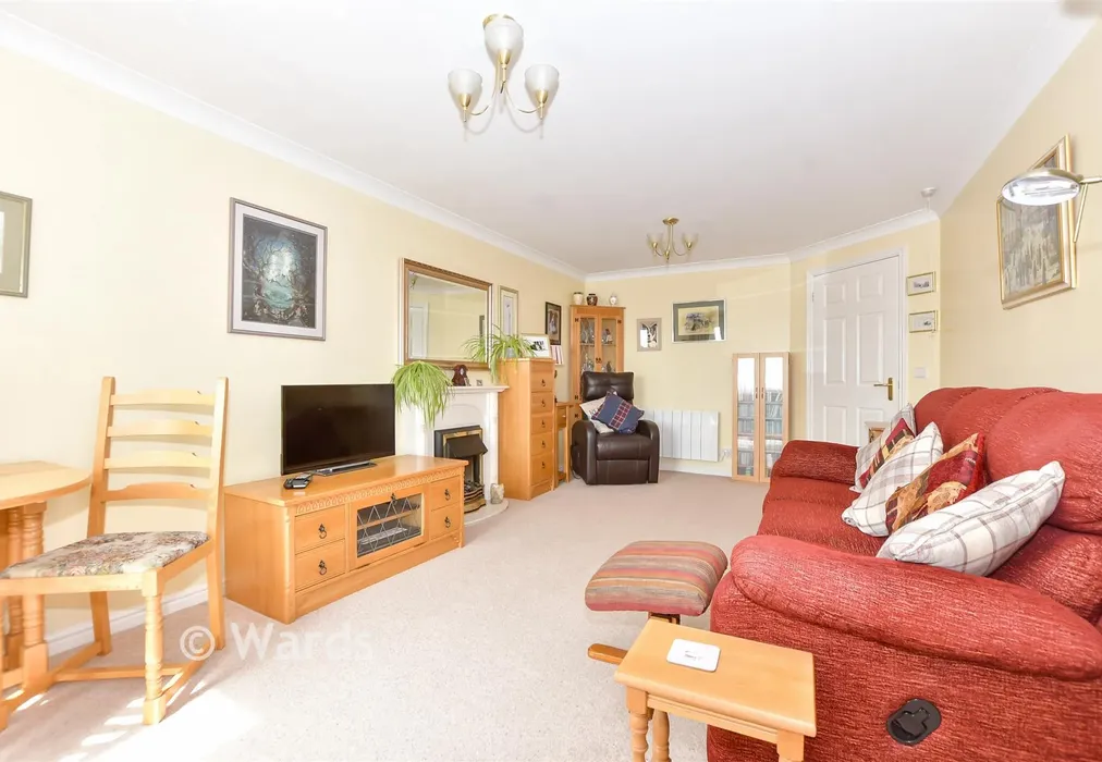 Lounge - Richmond Street, Herne Bay, Kent - Wards of Kent