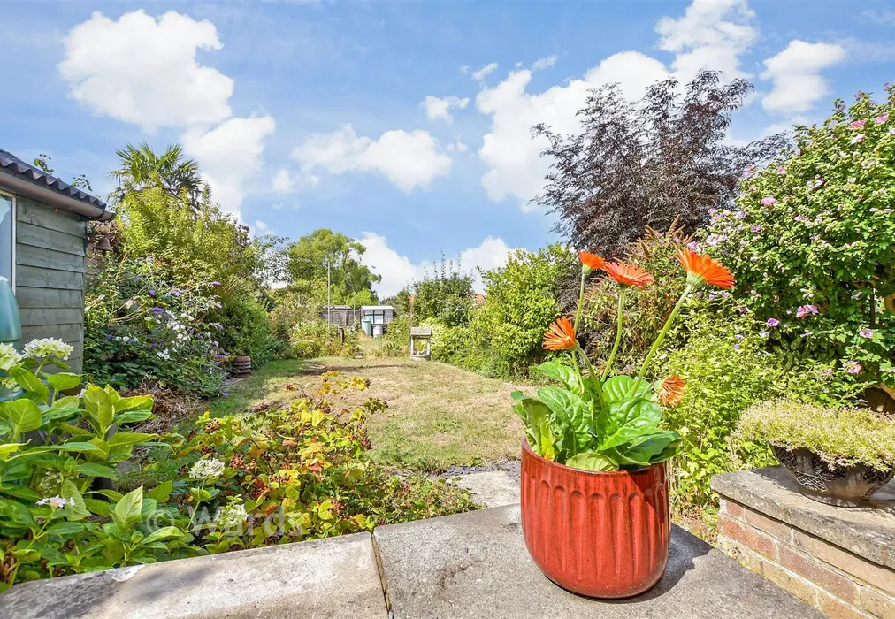 External Lifestyle Photograph - Invicta Road, Margate, Kent - Wards of Kent