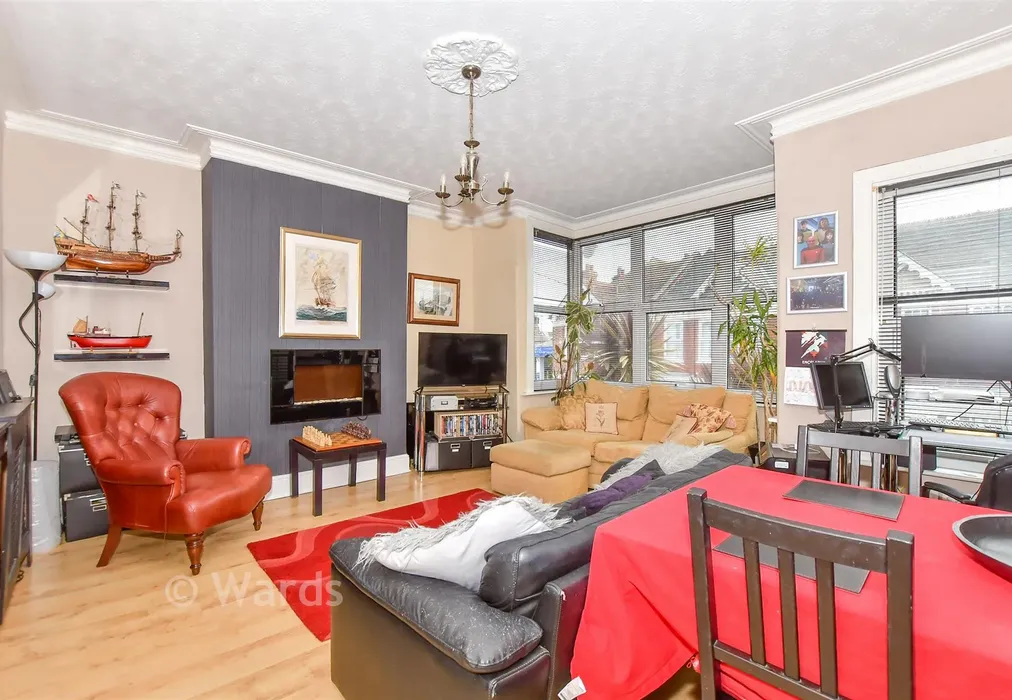 Lounge - Gosfield Road, Herne Bay, Kent - Wards of Kent