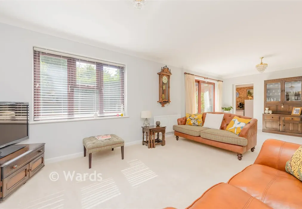 Lounge - Mill Lane, Blue Bell Hill, Chatham, Kent - Wards of Kent