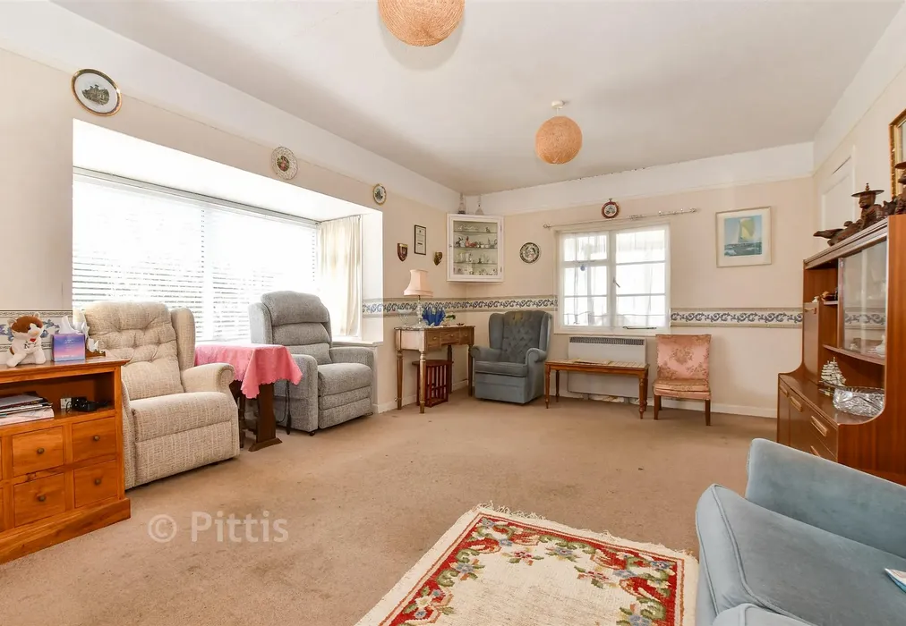 Lounge - Vinings Gardens, Sandown, Isle of Wight - Wards of Kent
