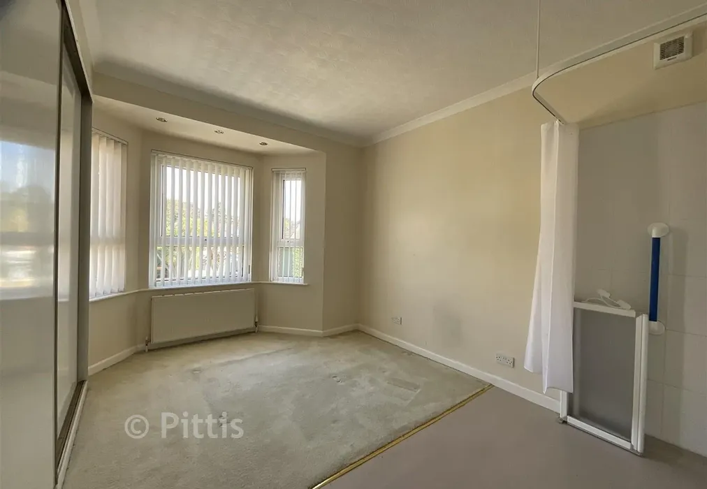 Bedroom 1 - Ranelagh Road, Sandown, Isle of Wight - Wards of Kent
