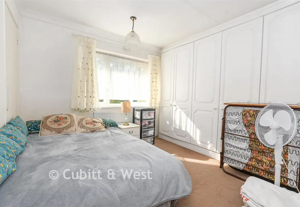 Bedroom 1 - Thatcher Close, Crawley, West Sussex - Wards of Kent
