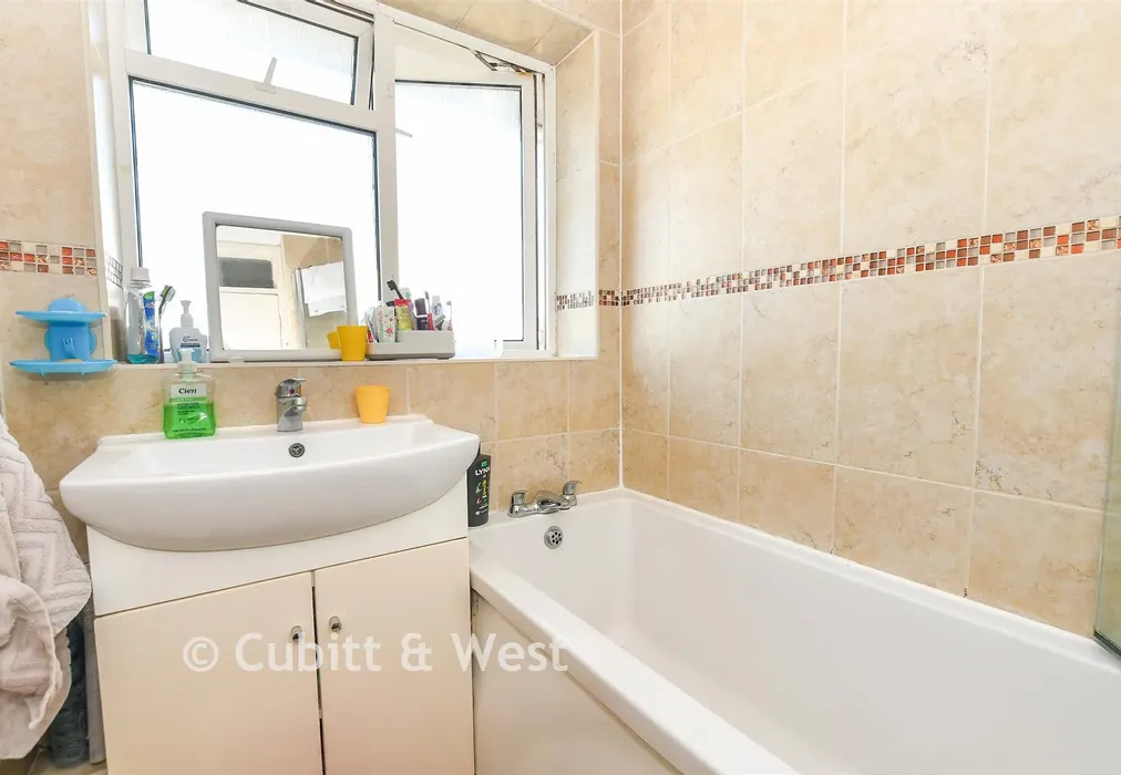Bathroom - Thatcher Close, Crawley, West Sussex - Wards of Kent