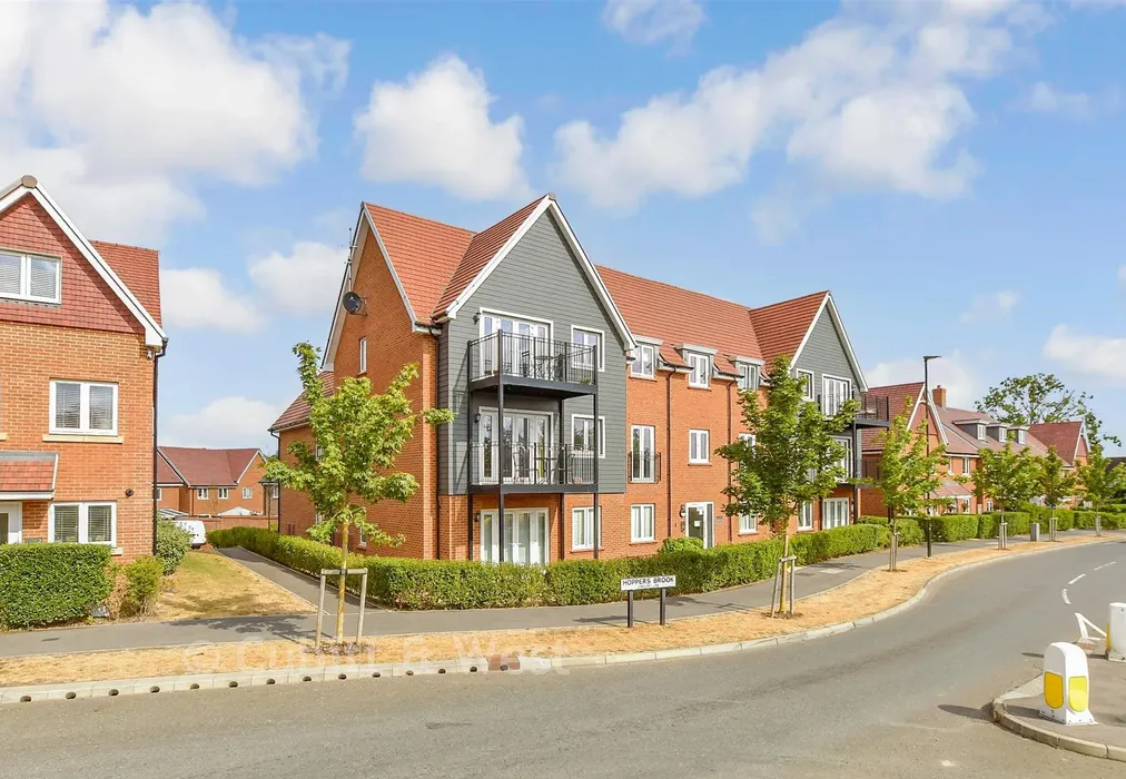 External (Web) - Calvert Link, Horsham, West Sussex - Wards of Kent