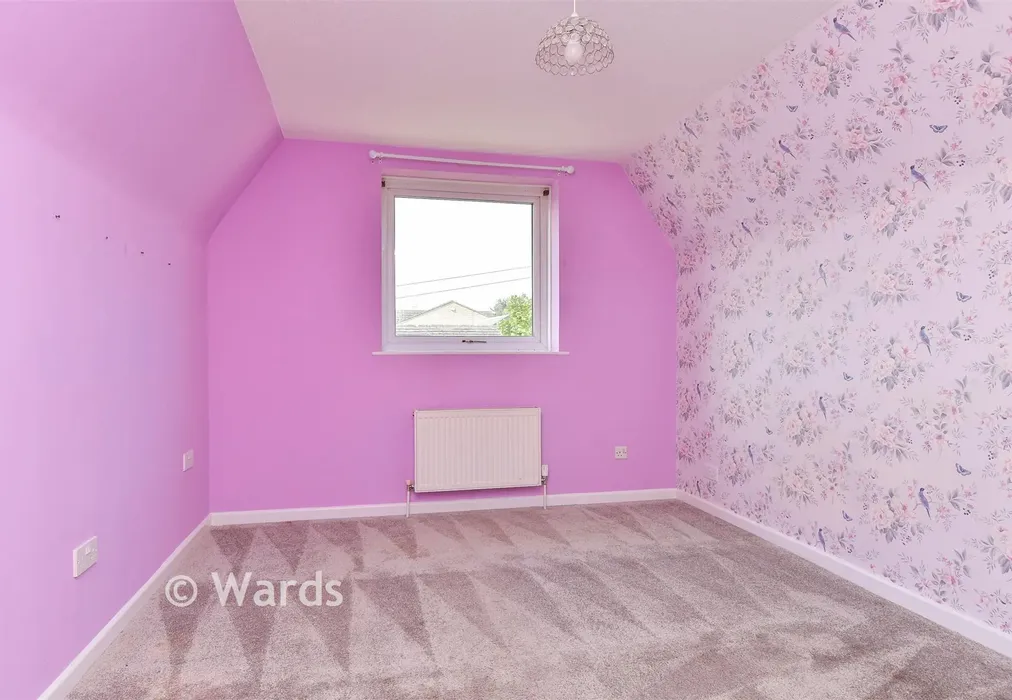 Bedroom 1 - Whybornes Chase, Minster On Sea, Sheerness, Kent - Wards of Kent