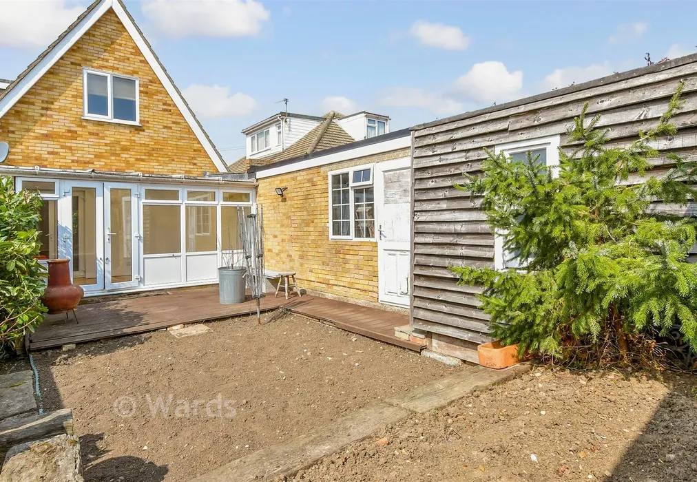 Rear Garden - Whybornes Chase, Minster On Sea, Sheerness, Kent - Wards of Kent