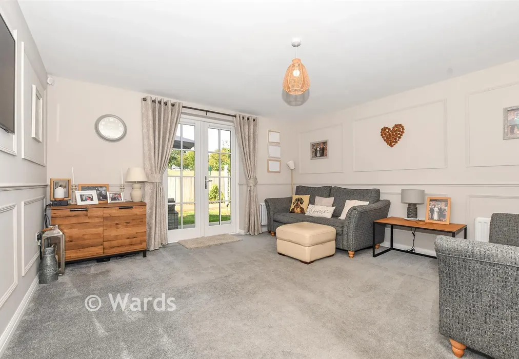 Lounge/Diner - Pierce Lane, Tenterden, Kent - Wards of Kent