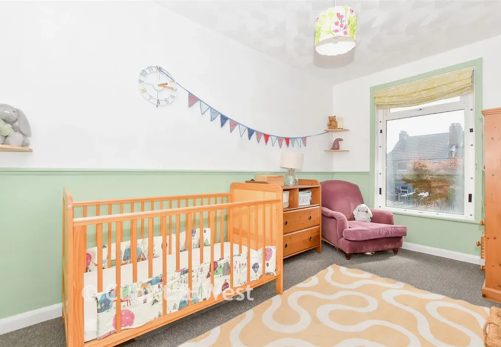 Bedroom 2 - Winstanley Road, Stamshaw, Portsmouth, Hampshire - Wards of Kent