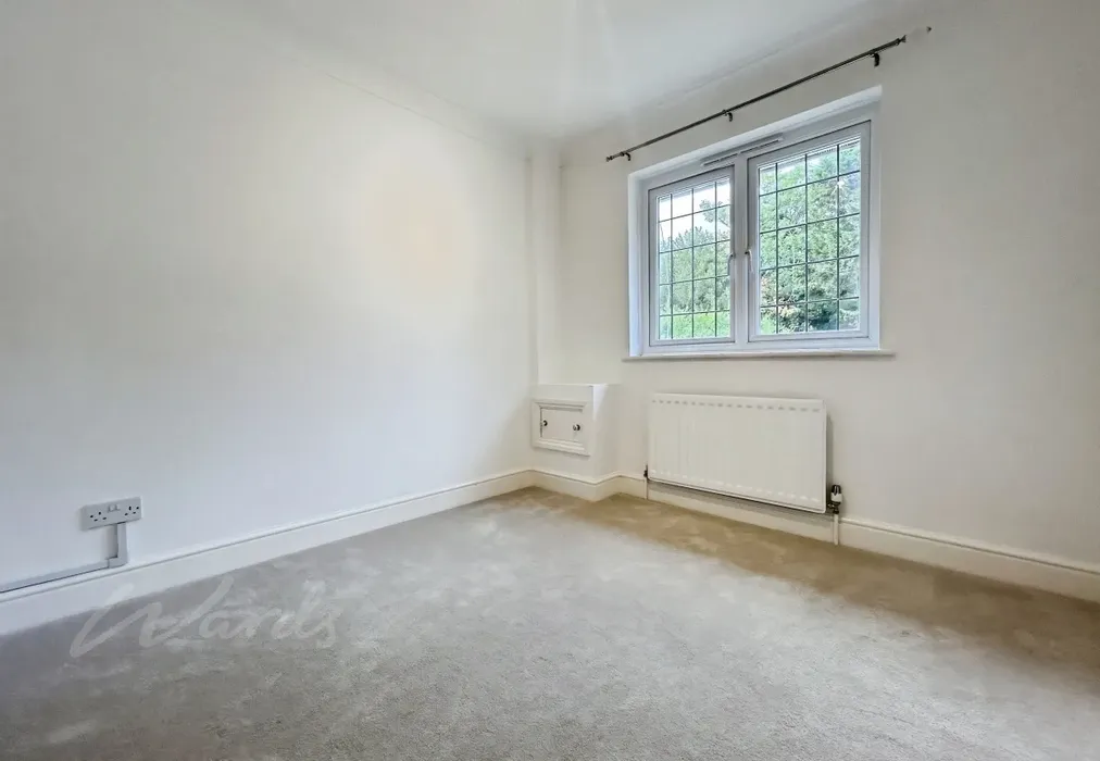 bed 4 - Rammell Mews Frythe Way TN17 - Wards of Kent