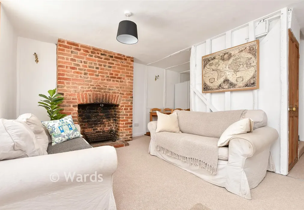 Lounge - Love Lane, Canterbury, Kent - Wards of Kent