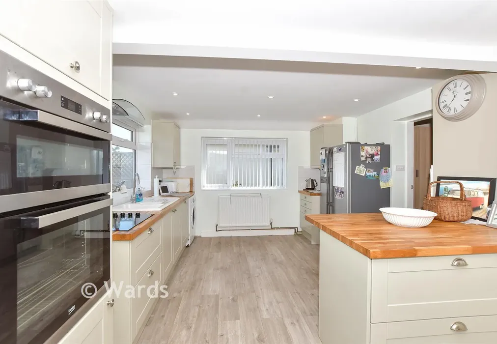 Kitchen/Dining Room - Seaview Road, Greatstone, Kent - Wards of Kent