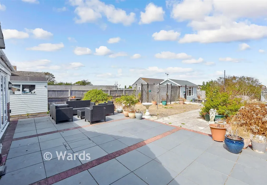 Patio / Decking - Seaview Road, Greatstone, Kent - Wards of Kent