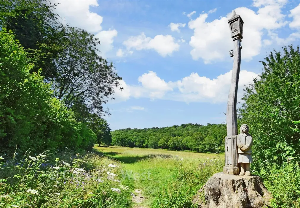 Surrounding Area - Prospect House, Outwood Lane, Chipstead, Surrey - Wards of Kent