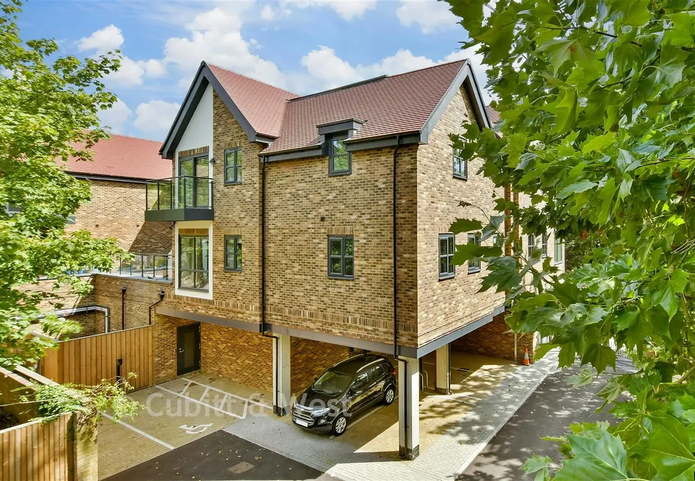 External (Web) - Prospect House, Outwood Lane, Chipstead, Surrey - Wards of Kent