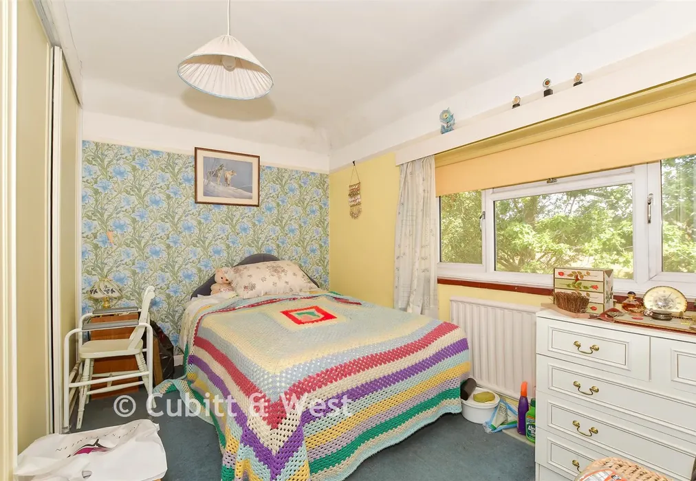 Bedroom 1 - Downhurst Road, Ewhurst, Surrey - Wards of Kent