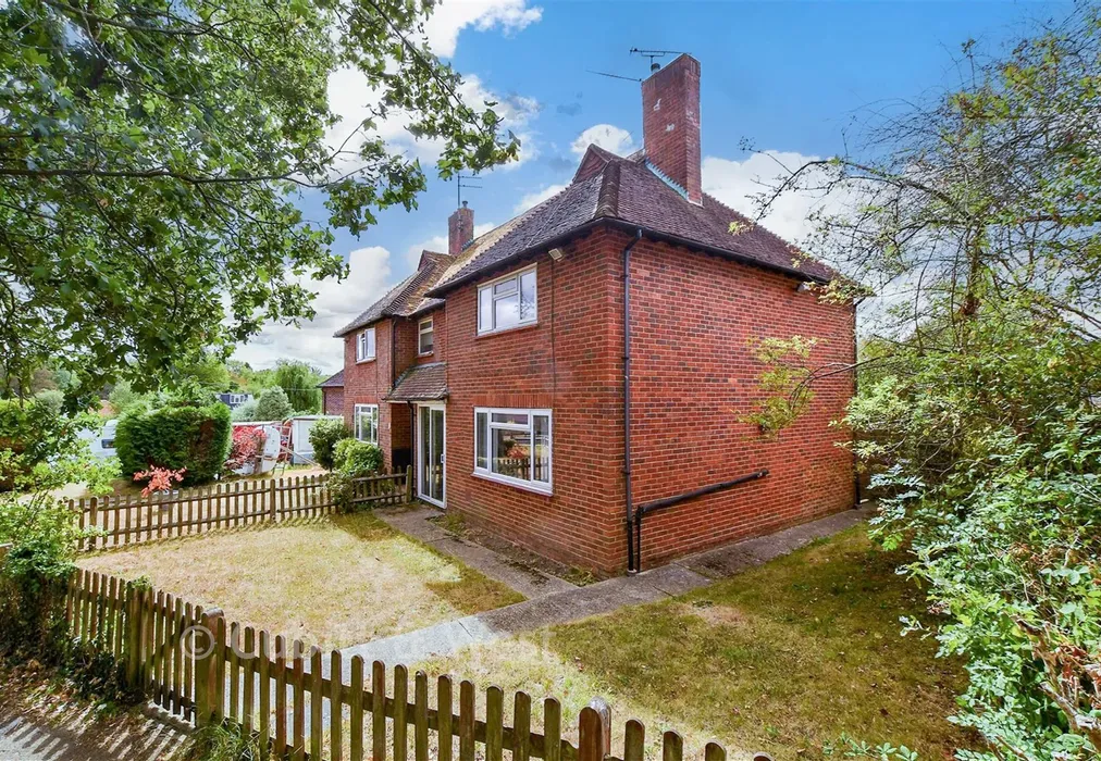 Front Web * - Downhurst Road, Ewhurst, Surrey - Wards of Kent