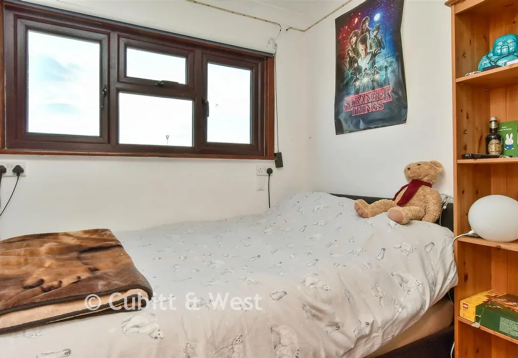 Bedroom 4 - Farm Hill, Woodingdean, East Sussex - Wards of Kent