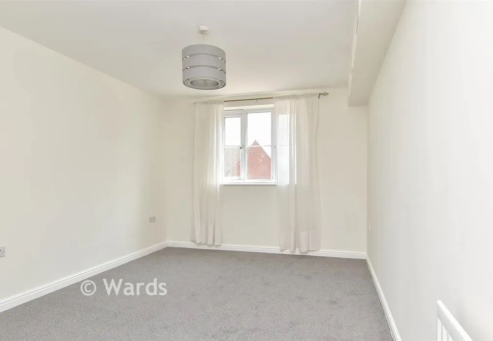 Bedroom 1 - Abelyn Avenue, Sittingbourne, Kent - Wards of Kent