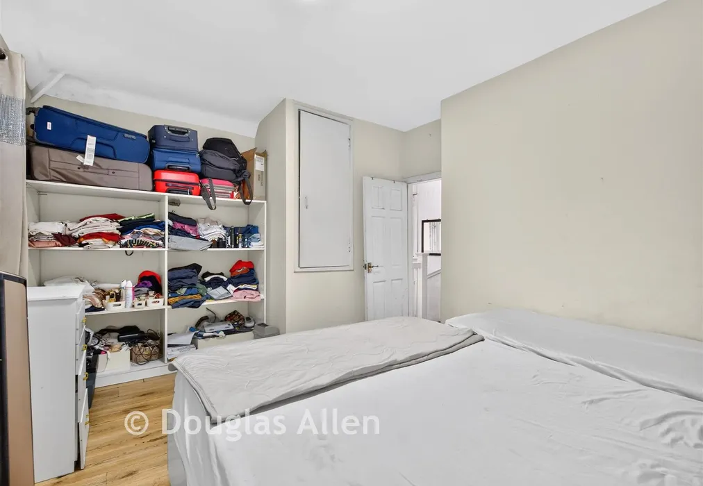 Bedroom - Prince Regent Lane, Plaistow, London - Wards of Kent