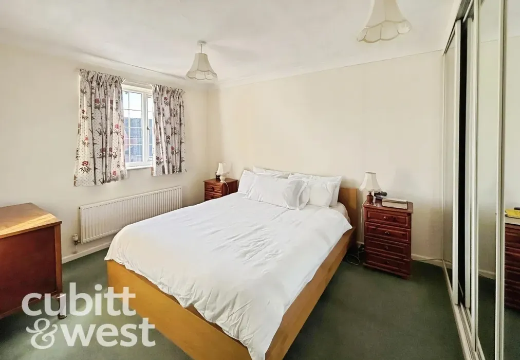  - Holcot Lane Portsmouth PO3 - Wards of Kent